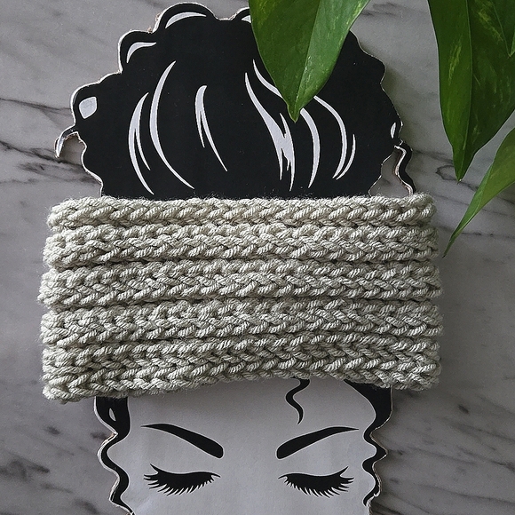 Handmade Knit Turban Headband - Picture 3 of 6